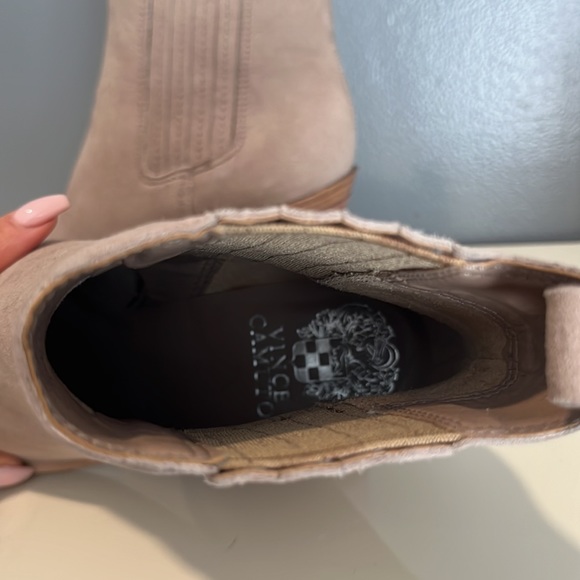 Vince camuto boots worn once tan - Picture 7 of 7